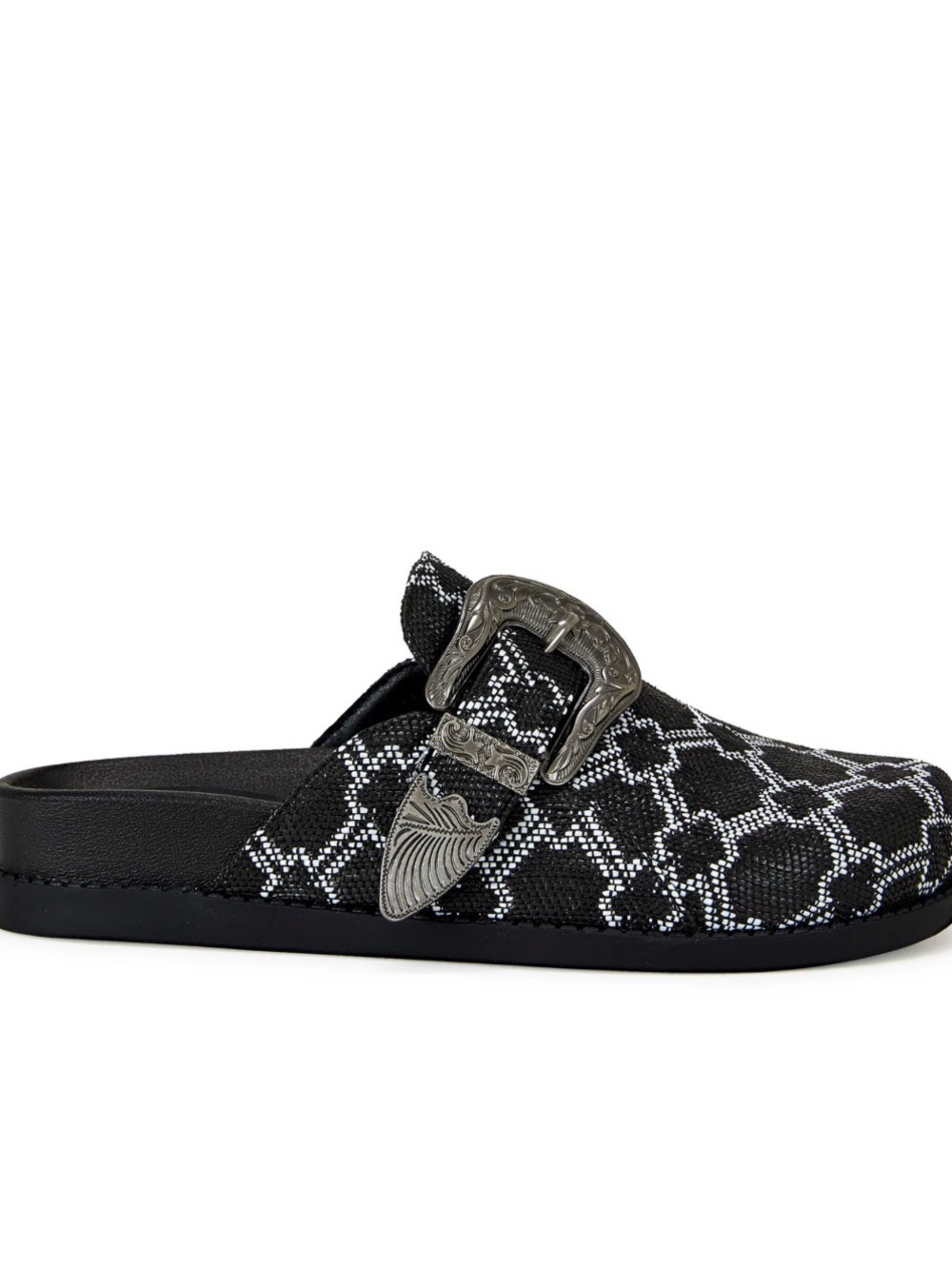 Azalea wang snack clog